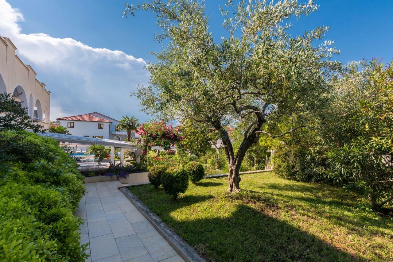 Pansion Dujmovic 1 Apartment Malinska Exterior photo